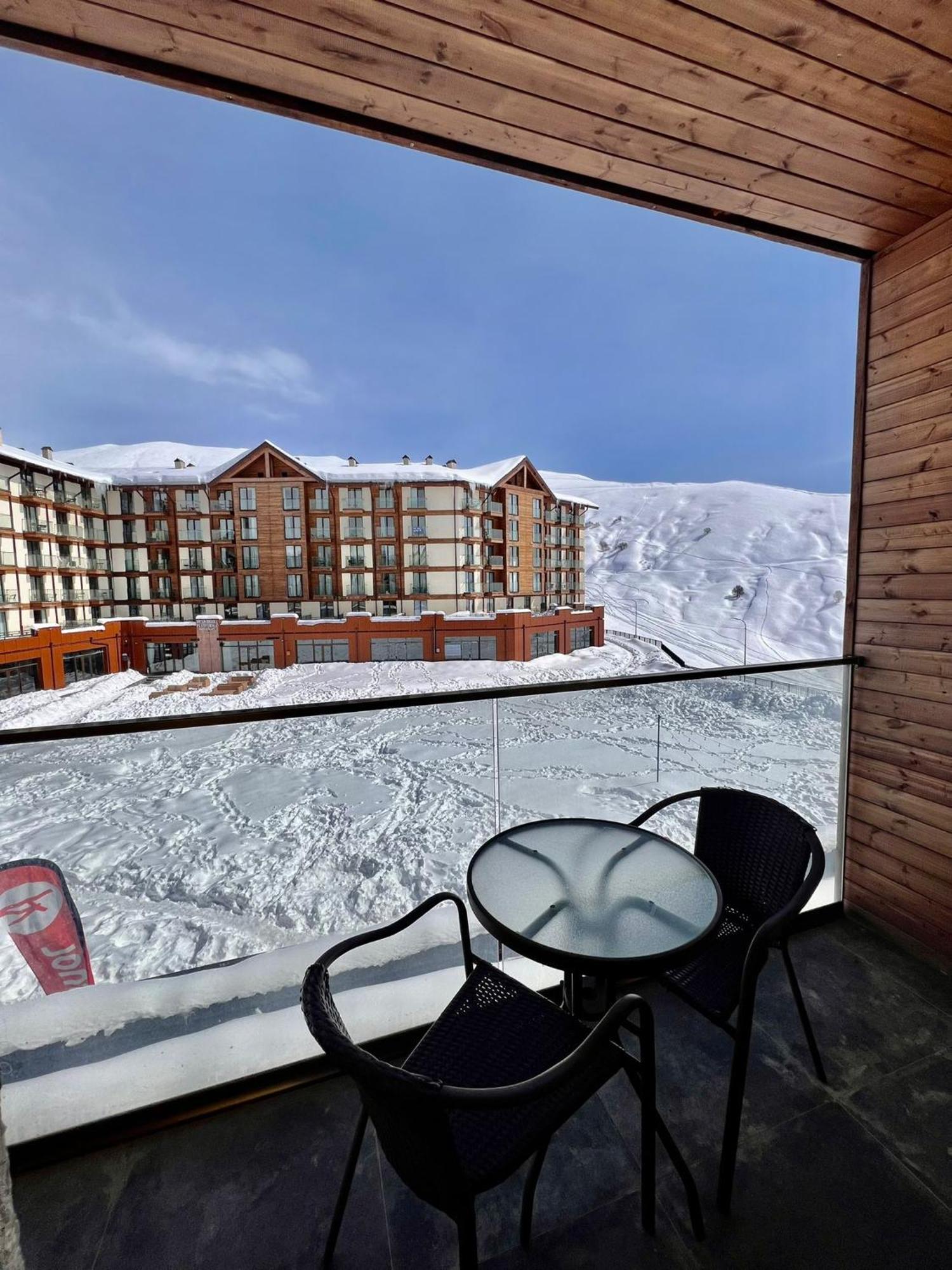 Gudauri New Loft 1 Tophit Esterno foto